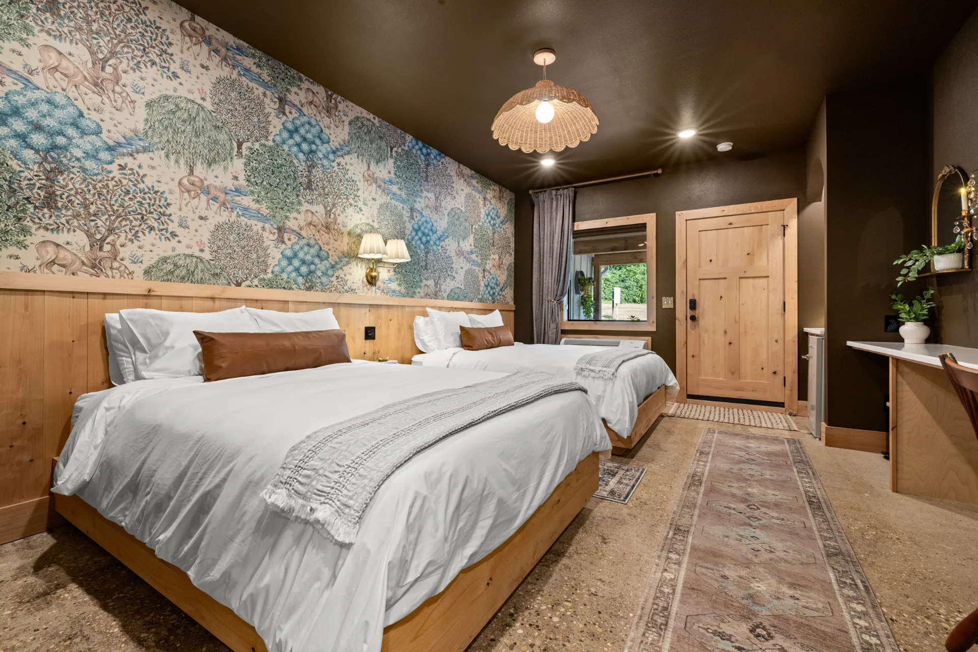 Meadow Room at Sommer House Inn — boutique hotel in Jasper Arkansas